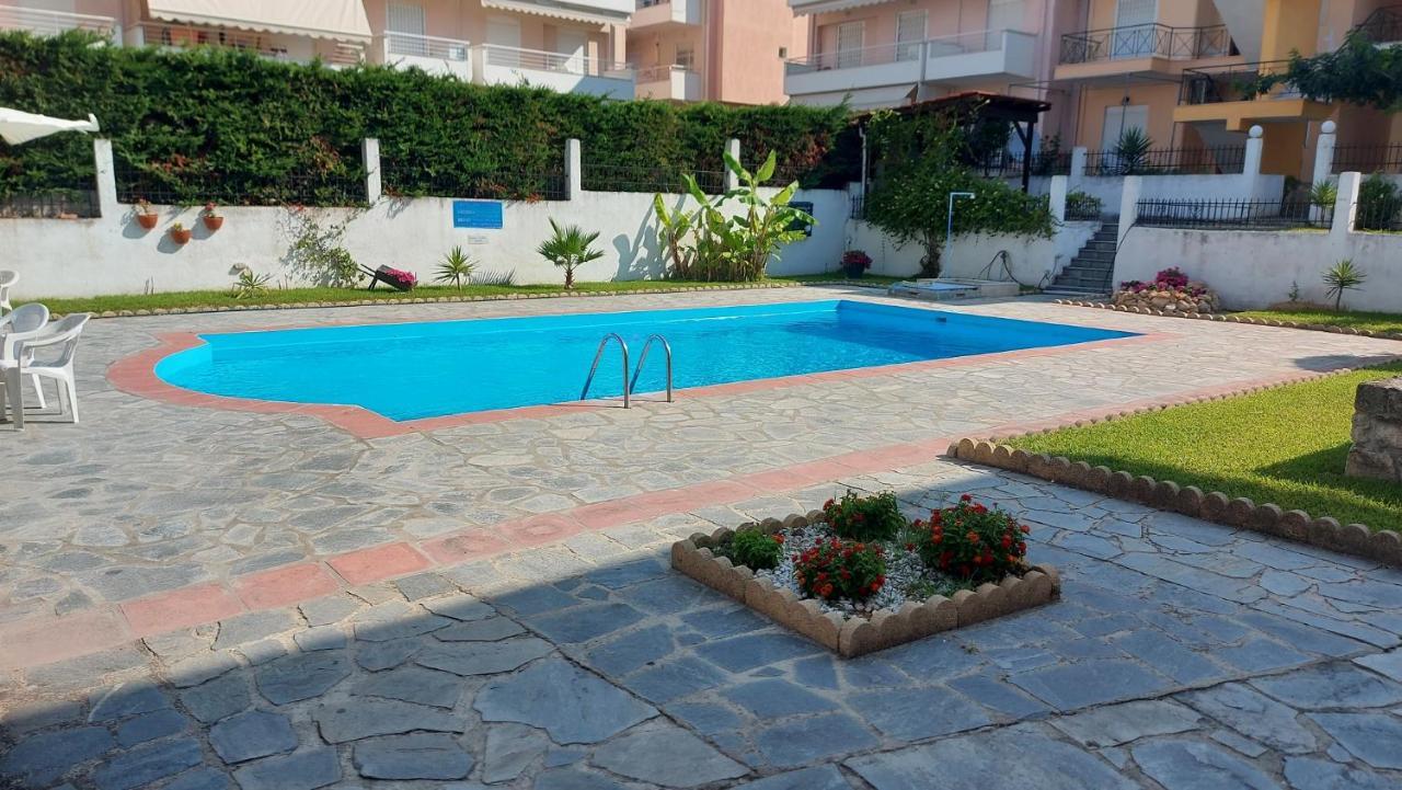 Blue Deluxe Apartment Kallithea  Экстерьер фото